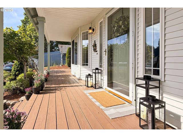 151 Se CONDOR Dr, Gresham, OR 97080