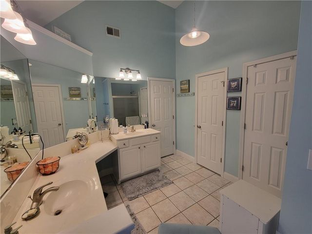 3330 Wellbrook Drive, Loganville, GA 30052