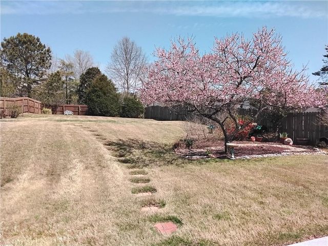 3330 Wellbrook Drive, Loganville, GA 30052