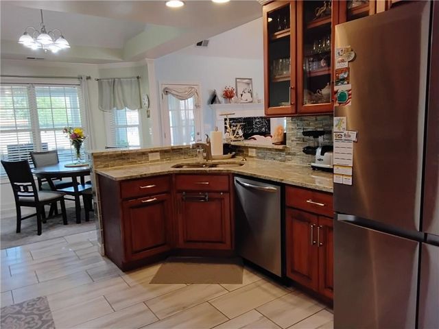 3330 Wellbrook Drive, Loganville, GA 30052