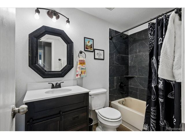 6001 S Quail Way, Littleton, CO 80127