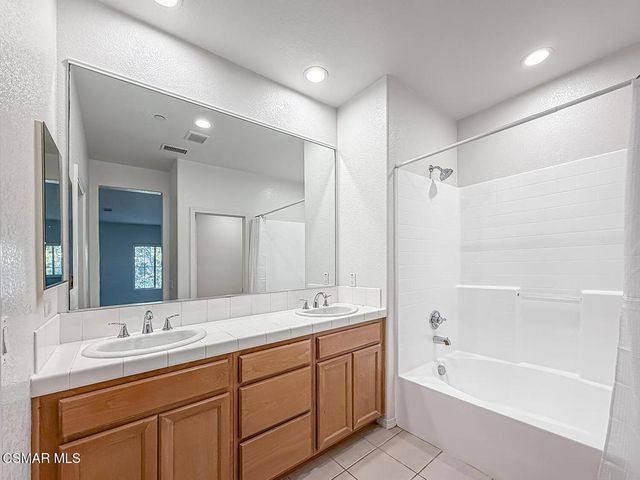 3143 Moss Landing Boulevard, Oxnard, CA 93036