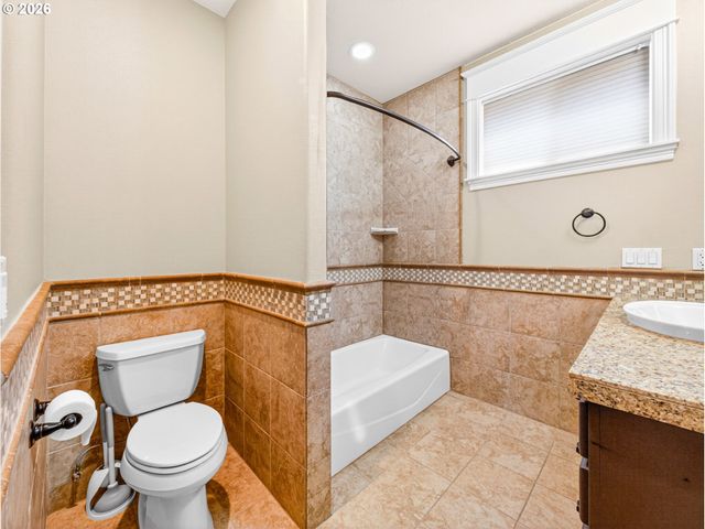 5128 FIRWOOD Dr, West Linn, OR 97068