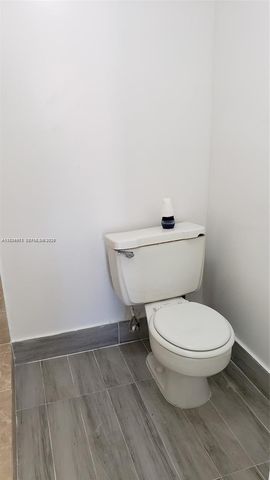 1325 W 68th Street 214, Hialeah, FL 33014