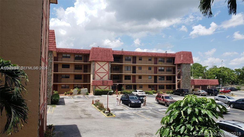 1325 W 68th Street 214, Hialeah, FL 33014