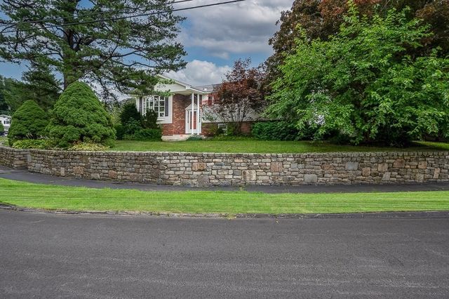 36 Roman Dr, Shrewsbury, MA 01545