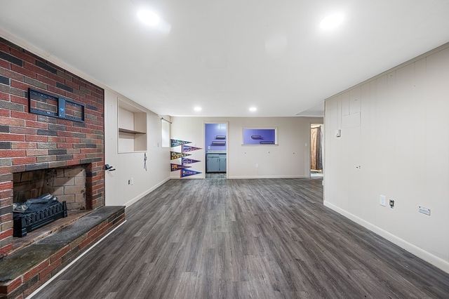 36 Roman Dr, Shrewsbury, MA 01545