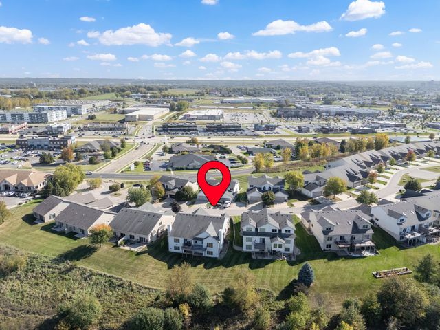 2535 Superior Lane NW, Rochester, MN 55901