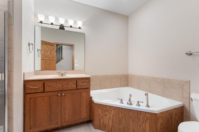 2535 Superior Lane NW, Rochester, MN 55901