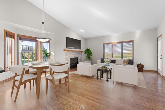 2535 Superior Lane NW, Rochester, MN 55901