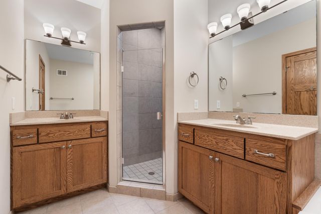 2535 Superior Lane NW, Rochester, MN 55901