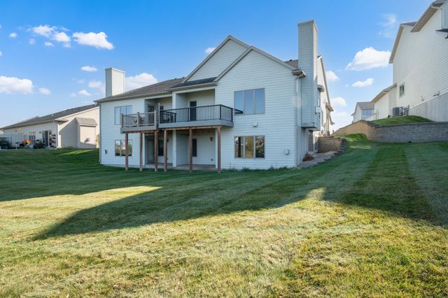 2535 Superior Lane NW, Rochester, MN 55901