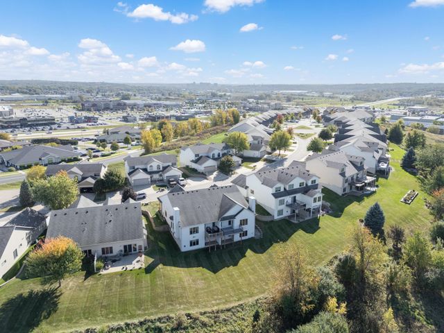 2535 Superior Lane NW, Rochester, MN 55901