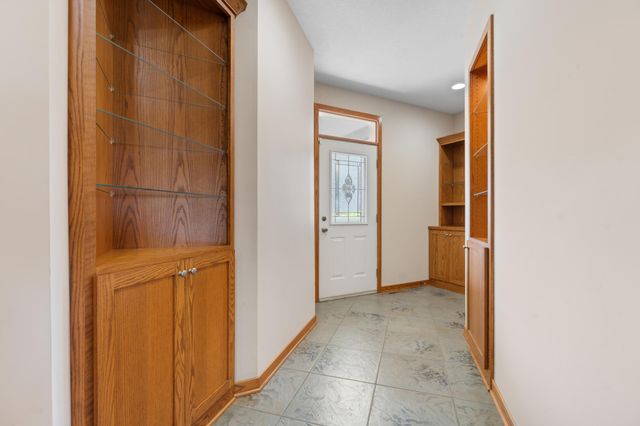 2535 Superior Lane NW, Rochester, MN 55901