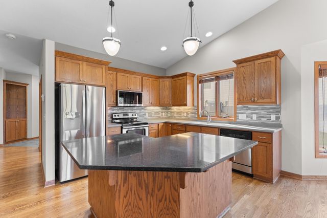 2535 Superior Lane NW, Rochester, MN 55901