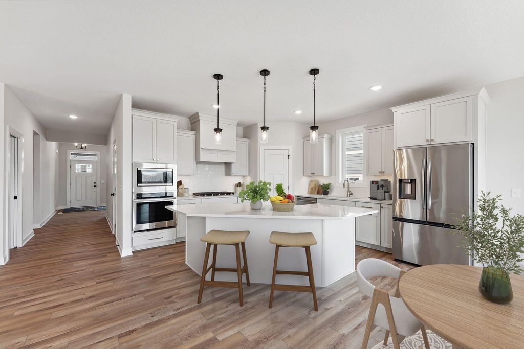10196 Queensland Lane N, Maple Grove, MN 55311