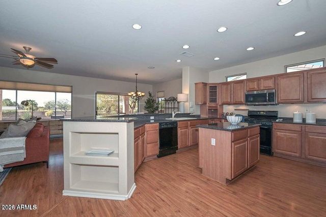 17547 W CALISTOGA Drive, Surprise, AZ 85387