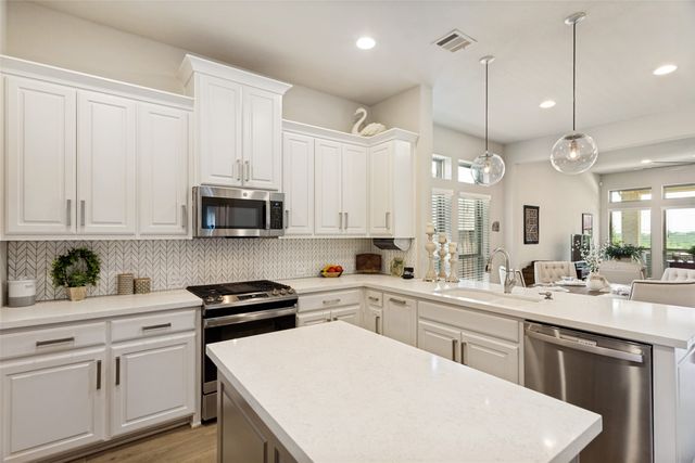 10517 Oates Branch Lane, Fort Worth, TX 76126