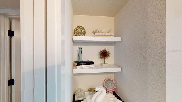 1910 MORRILL STREET, Sarasota, FL 34236