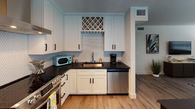 1910 MORRILL STREET, Sarasota, FL 34236