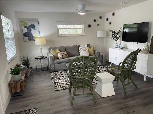 1910 MORRILL STREET, Sarasota, FL 34236