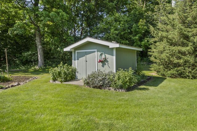 16530 Willow Ridge LANE, Brookfield, WI 53005