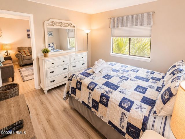 45 Folly Field Rd Apt 11J, Hilton Head Island, SC 29928