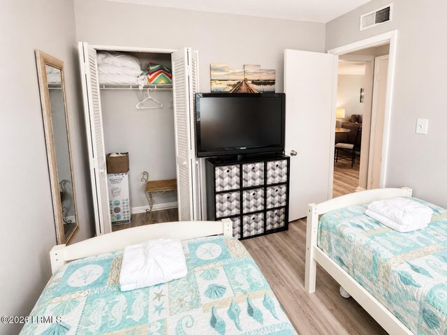 45 Folly Field Rd Apt 11J, Hilton Head Island, SC 29928