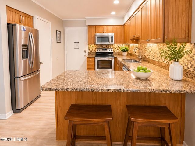 45 Folly Field Rd Apt 11J, Hilton Head Island, SC 29928