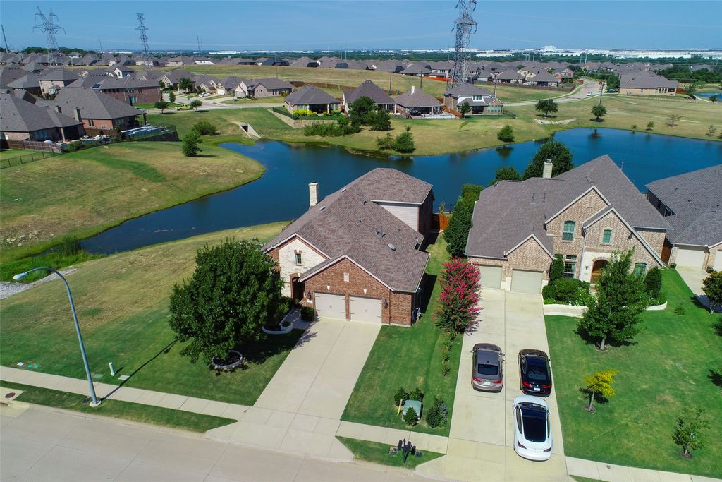 14701 Seventeen Lakes Boulevard, Fort Worth, TX 76262