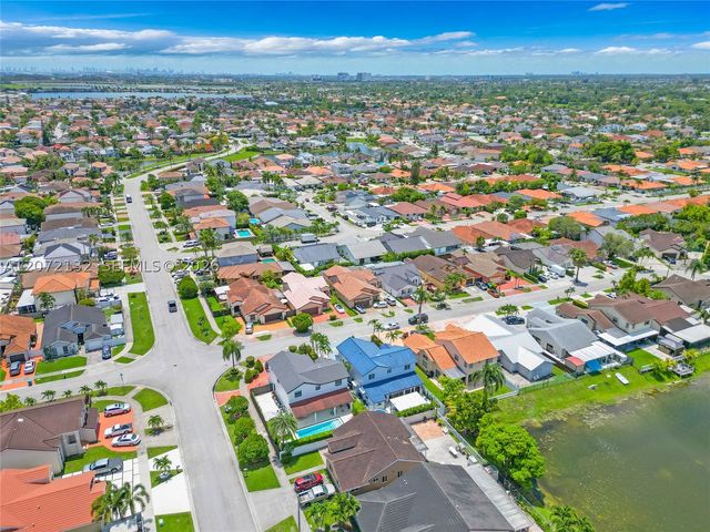 942 NW 133rd Ct, Miami, FL 33182