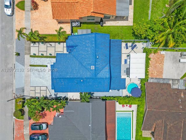 942 NW 133rd Ct, Miami, FL 33182