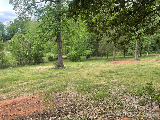 1870 Oakland Road, Forest City, NC 28043