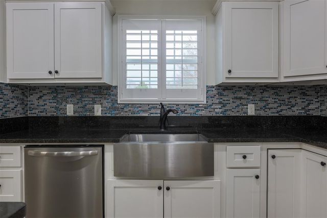 12405 SW 7th Street, Yukon, OK 73099