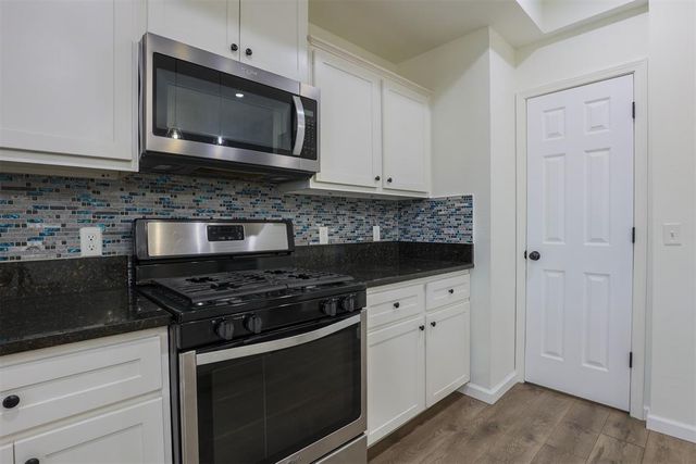 12405 SW 7th Street, Yukon, OK 73099