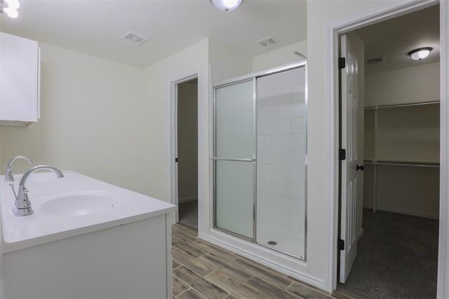 12405 SW 7th Street, Yukon, OK 73099