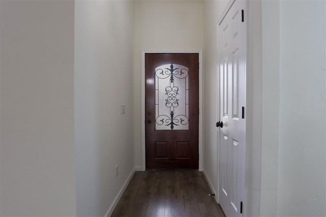 12405 SW 7th Street, Yukon, OK 73099