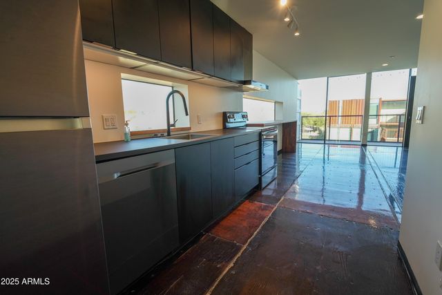 1436 S Terrace Road Apt 301, Tempe, AZ 85281