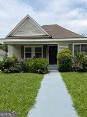 835 NW NORTH Avenue, Atlanta, GA 30318
