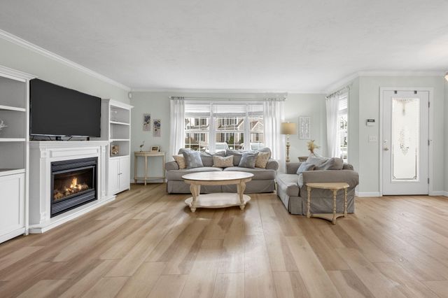 32 Carleton Street UNIT 32, Onset, MA 02558