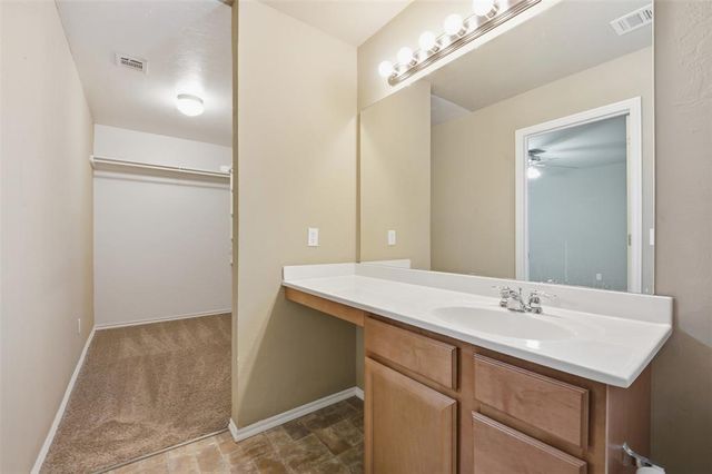 11713 NW 131st Street, Piedmont, OK 73078
