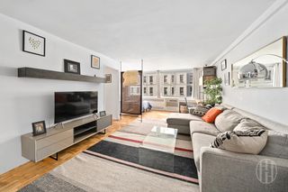 310 E 70th Street # 5G, New York City, NY 10021