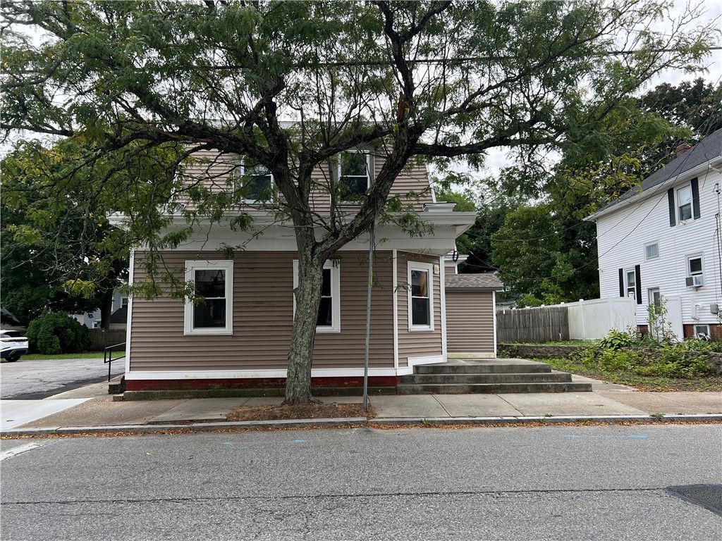 9 Turner Avenue 1, East Providence, RI 02915