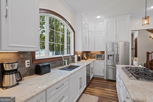 218 Riverlake Road, Fair Play, SC 29643