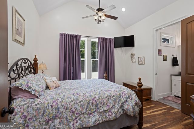 218 Riverlake Road, Fair Play, SC 29643