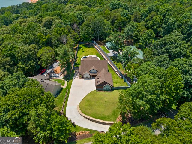 218 Riverlake Road, Fair Play, SC 29643