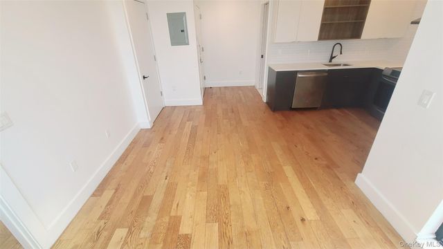 499 Evergreen Avenue 5B, Brooklyn, NY 11221
