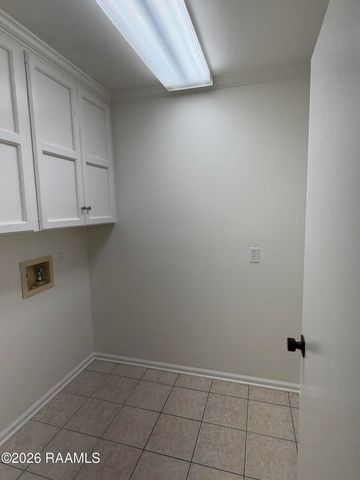 103 Kirkwood Lane, Youngsville, LA 70592