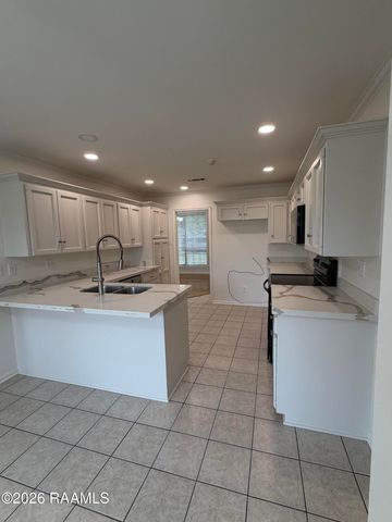 103 Kirkwood Lane, Youngsville, LA 70592
