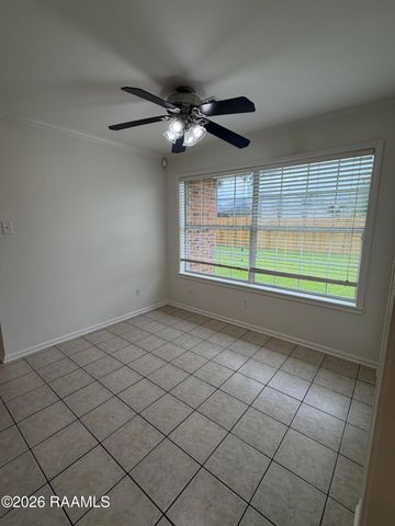 103 Kirkwood Lane, Youngsville, LA 70592